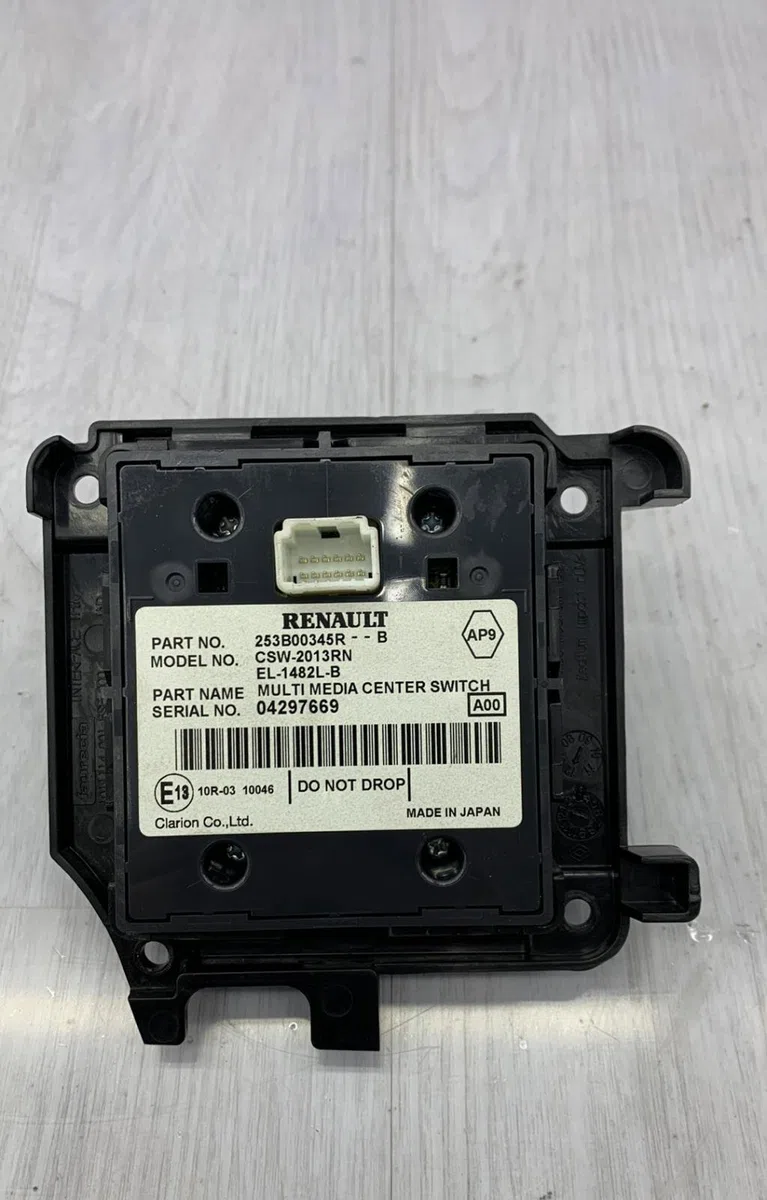 Commande autoradio RENAULT MEGANE 3 PHASE 2 occasion — photo 2