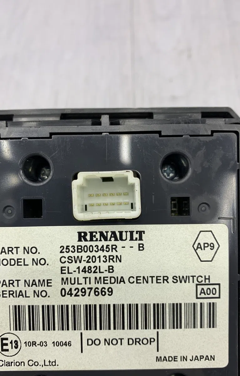 Commande autoradio RENAULT MEGANE 3 PHASE 2 occasion — photo 4