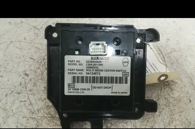 Commande autoradio Renault MEGANE III 3-5 portes (BZ0-1_, B3_) 1.9 dci (bz0n, bz0j) (2008) occasion — photo 2