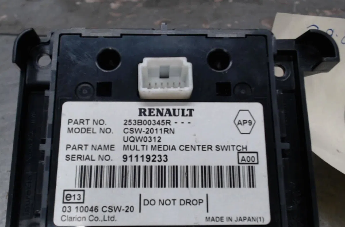 Commande autoradio Renault MEGANE III Coupé (DZ0-1_) 1.4 tce (dz0f, dz1v) (2009) occasion — photo 2