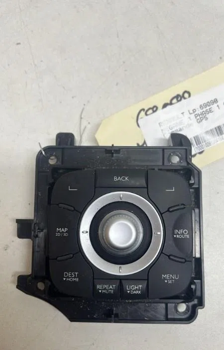 Commande autoradio Renault MEGANE III Coupé (DZ0-1_) 1.9 dci (dz0n, dz0j, dz1j, dz1k) (2008-2015) occasion — photo 2