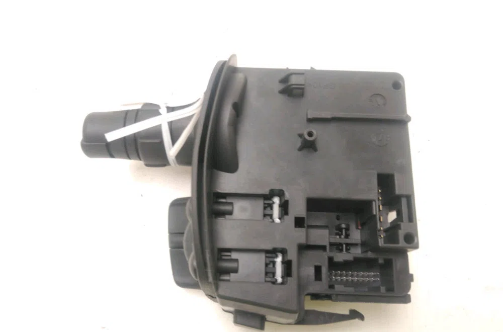Commande autoradio Renault MODUS - GRAND MODUS (F-JP0_) 1.2 (2011) occasion — photo 2