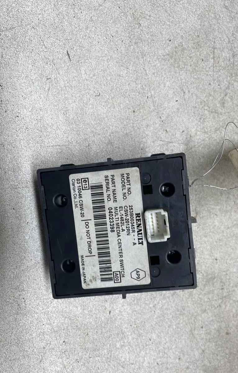 Commande autoradio Renault SCÉNIC III (JZ0-1_) 1.5 dci (jz02, jz0r) (2010) occasion — photo 2