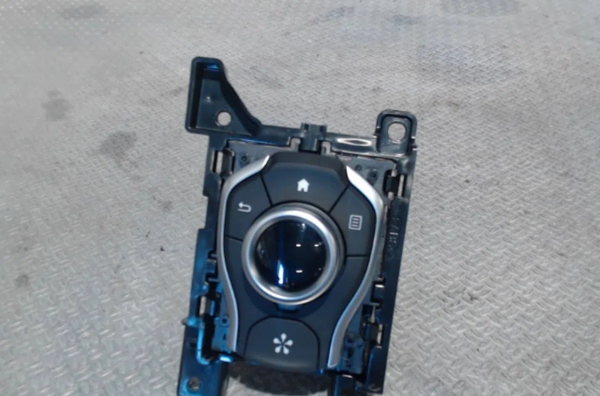 Commande autoradio Renault TALISMAN (LP_) 1.6 tce 200 (2015) occasion — photo 2