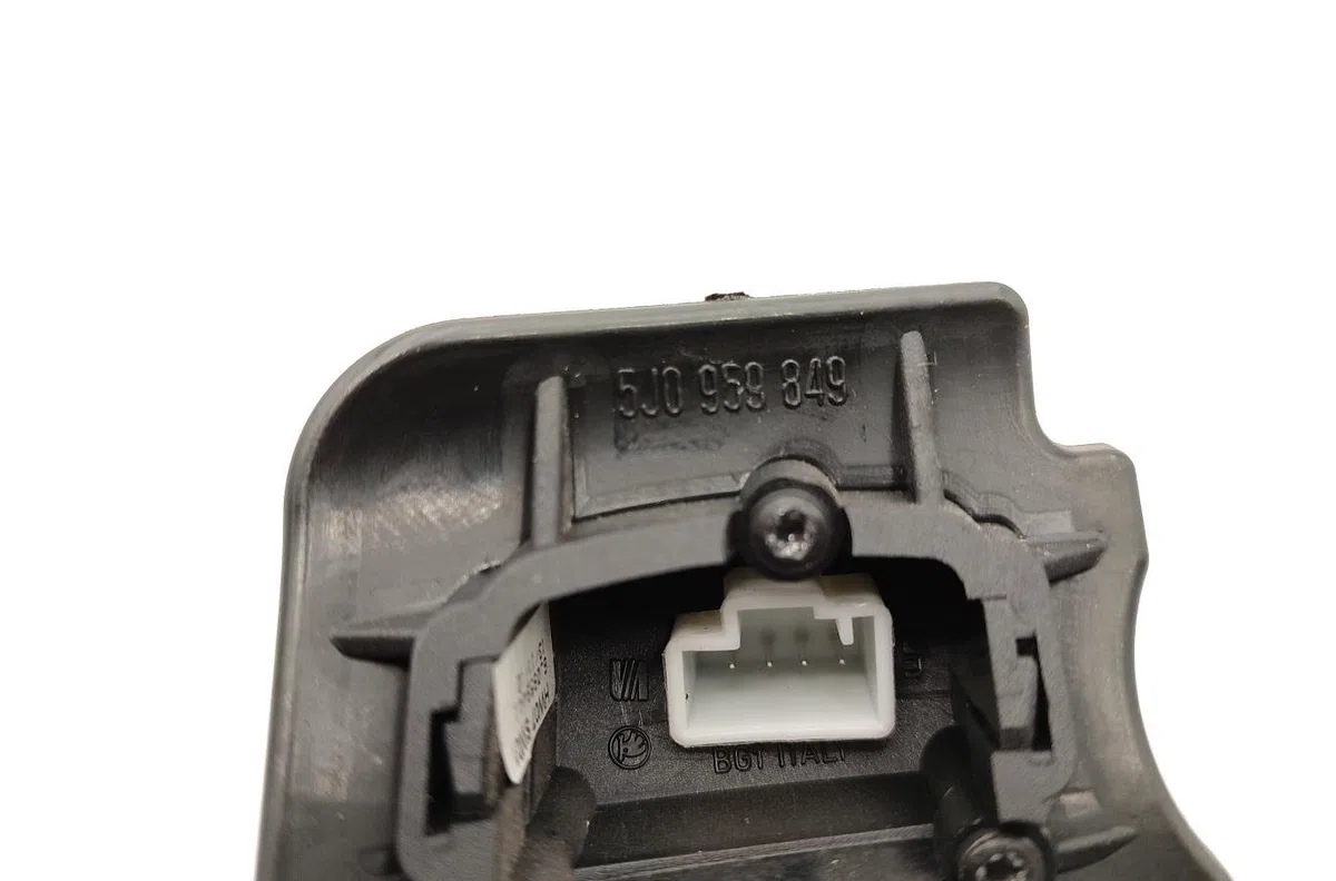 Commande autoradio SEAT IBIZA 4 PHASE 2 occasion — photo 4