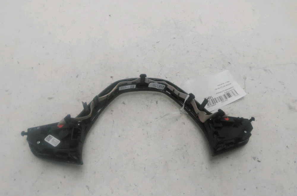 Commande autoradio Skoda YETI (5L) 2.0 tdi 4x4 (2009-2017) occasion — photo 2