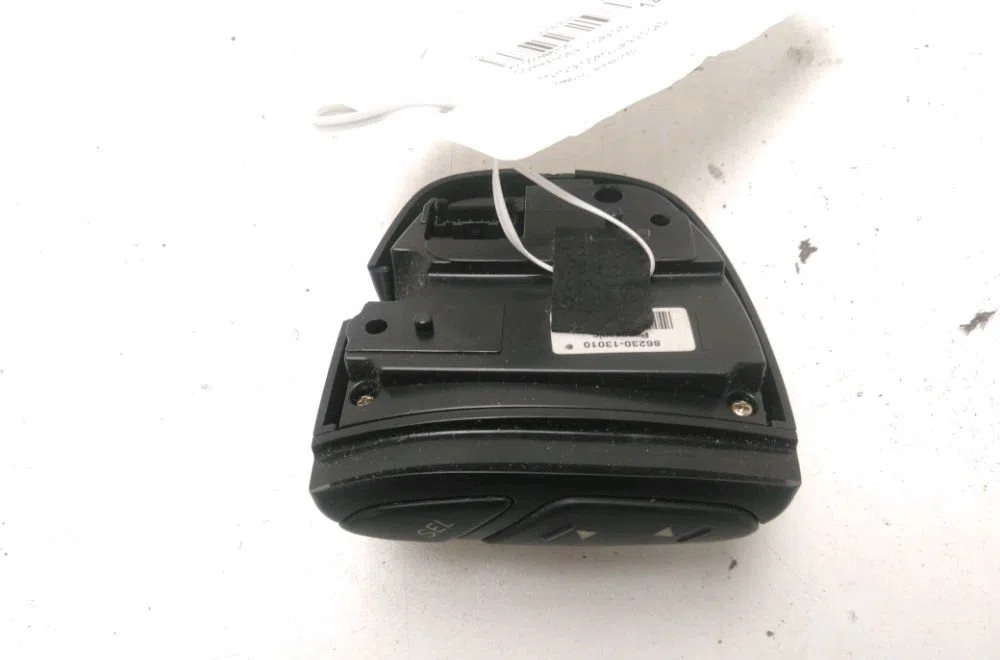 Commande autoradio Toyota COROLLA (_E12_) 2.0 d-4d (cde120r_, cde120l_) (2002-2006) occasion — photo 2