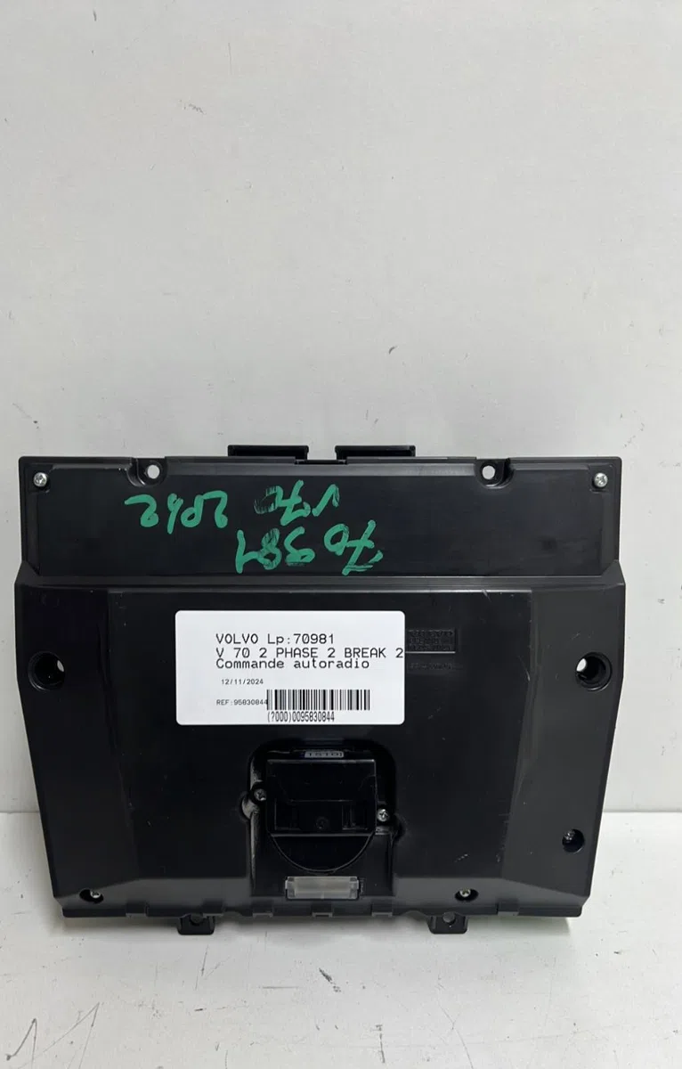 Commande autoradio Volvo V70 III (135) D4 (2013-2016) occasion