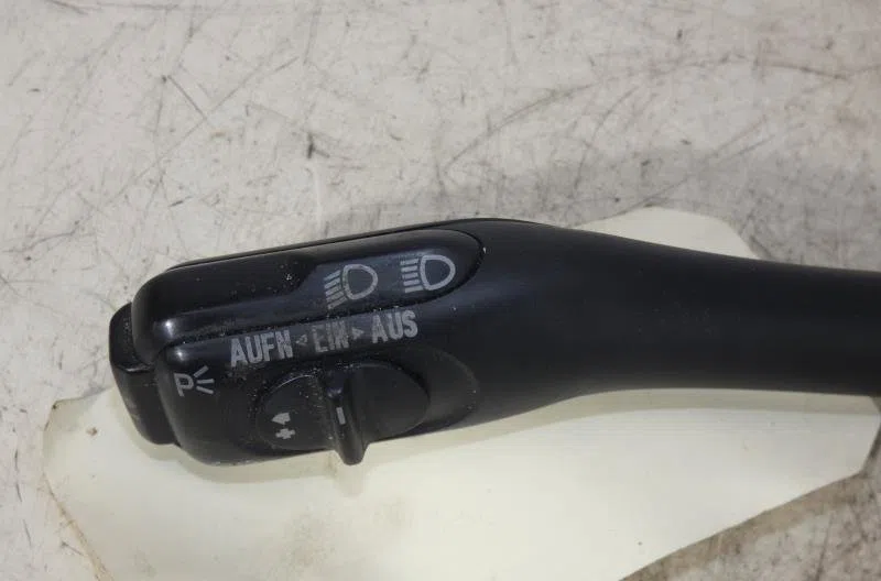 Commande clignotant AUDI A6 2 AVANT PHASE 2 BREAK occasion — photo 4