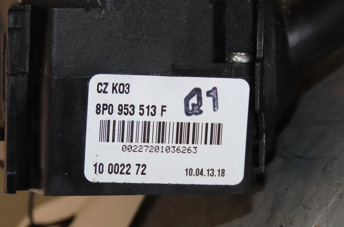 Commande clignotant Audi TT (8J3) 2.0 tfsi quattro (2010-2014) occasion — photo 4