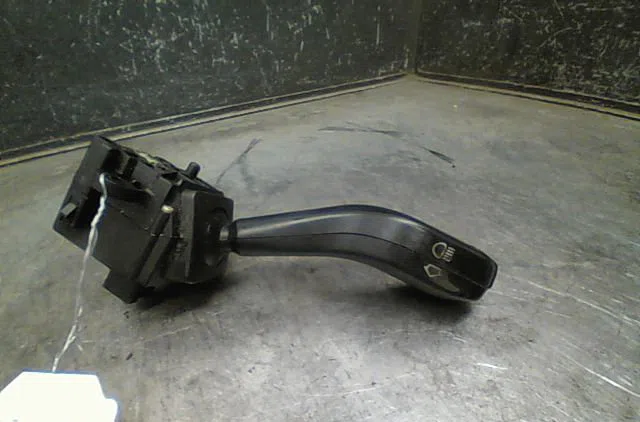 Commande clignotant Bmw 3 Coupé (E46) 320 ci (1999-2001) occasion — photo 4