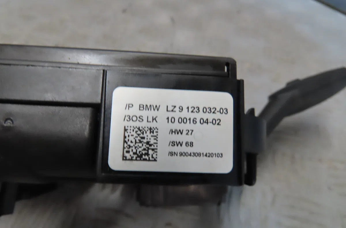 Commande clignotant BMW SERIE 3 2008 occasion — photo 4