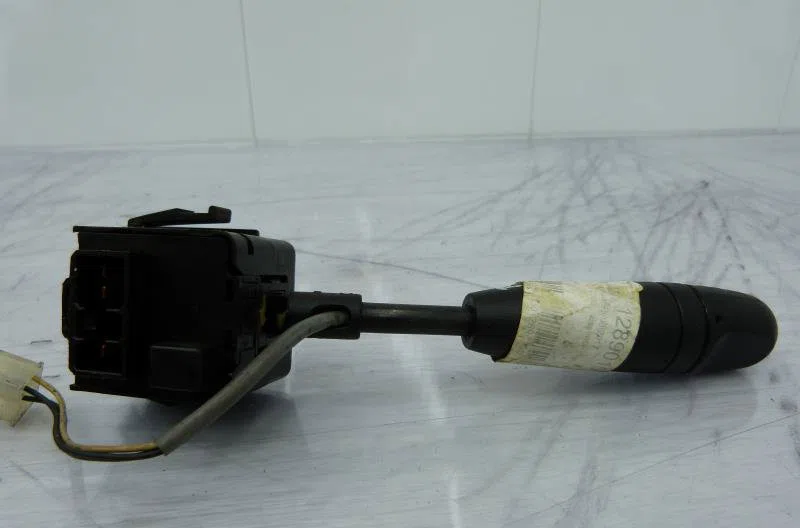 Commande clignotant CHEVROLET AVEO 1 occasion — photo 2