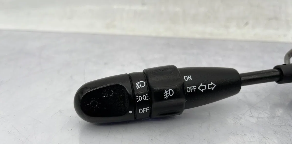 Commande clignotant CHEVROLET MATIZ 2 occasion — photo 2