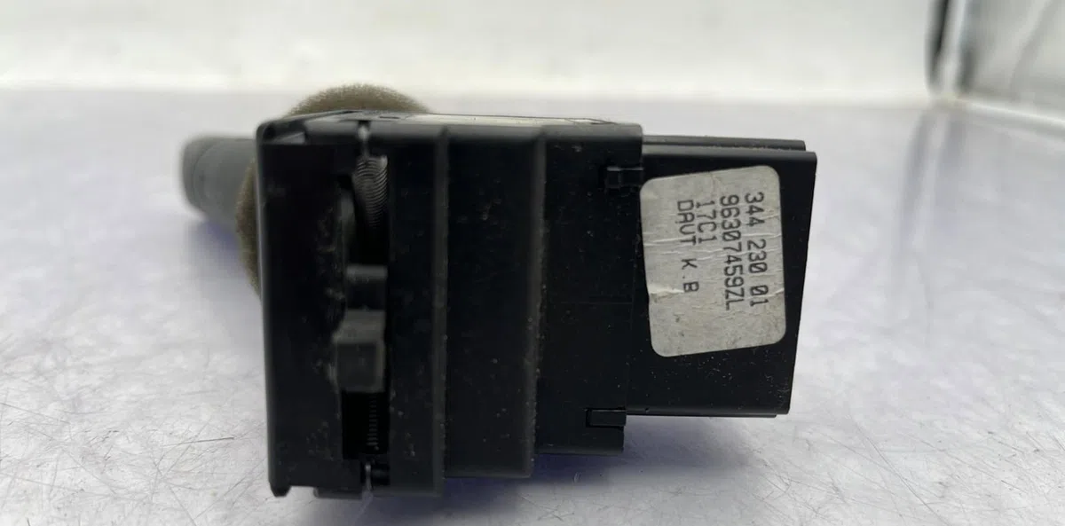 Commande clignotant CITROEN SAXO PHASE 2 occasion — photo 2