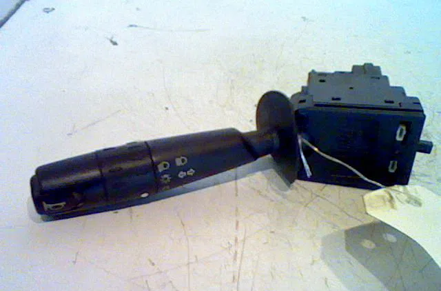 Commande clignotant CITROEN XANTIA 1996 occasion — photo 2