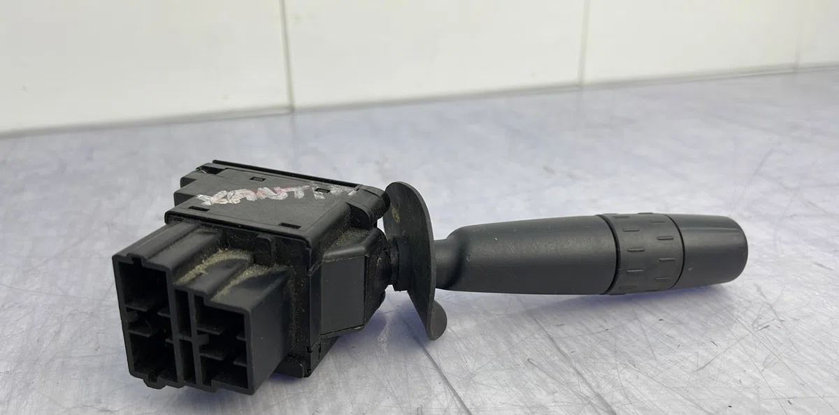Commande clignotant CITROEN XANTIA PHASE 1 occasion — photo 2