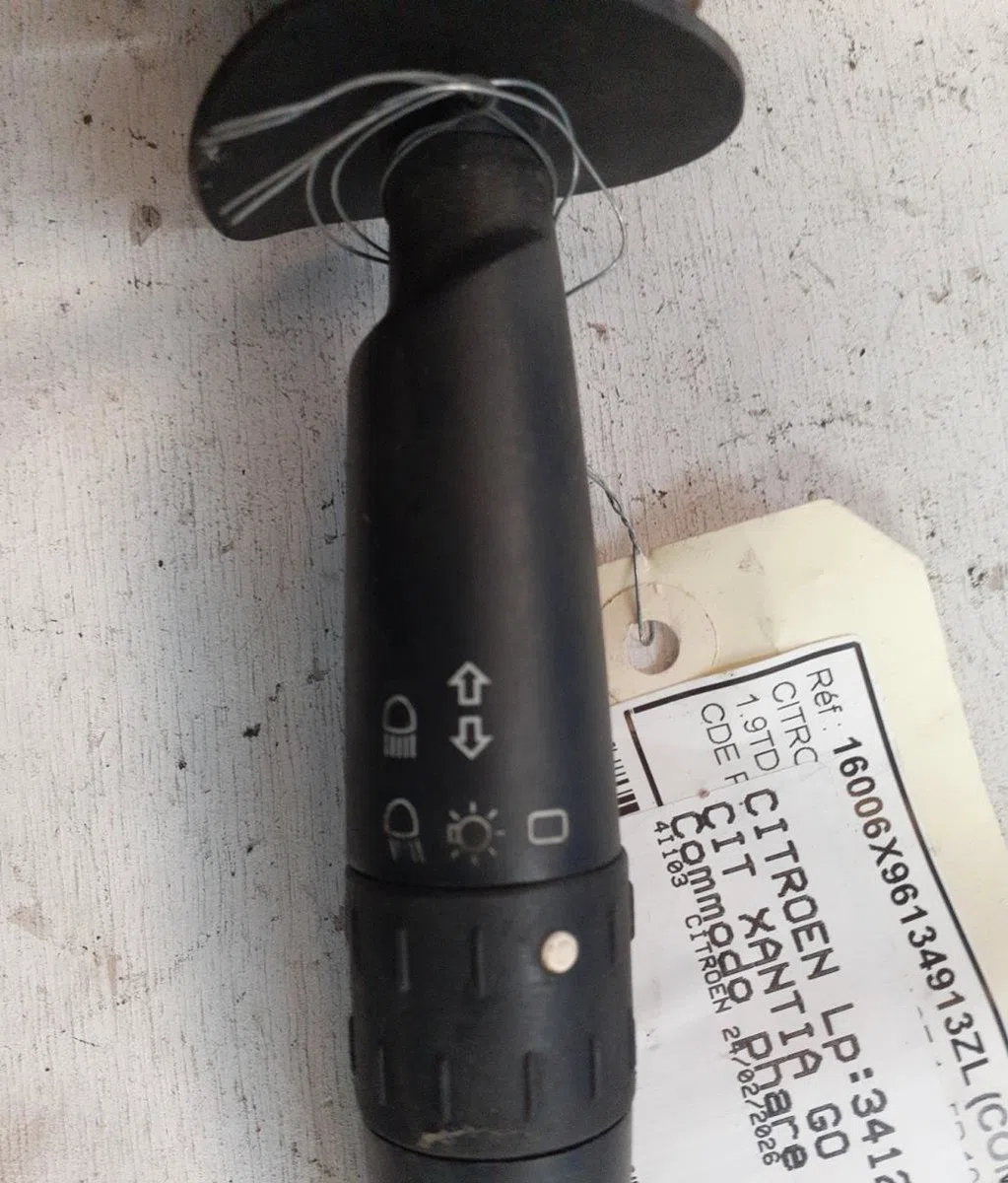 Commande clignotant Citroen XANTIA (X1_, X2_) 1.9 turbo d (1993-2003) occasion — photo 2