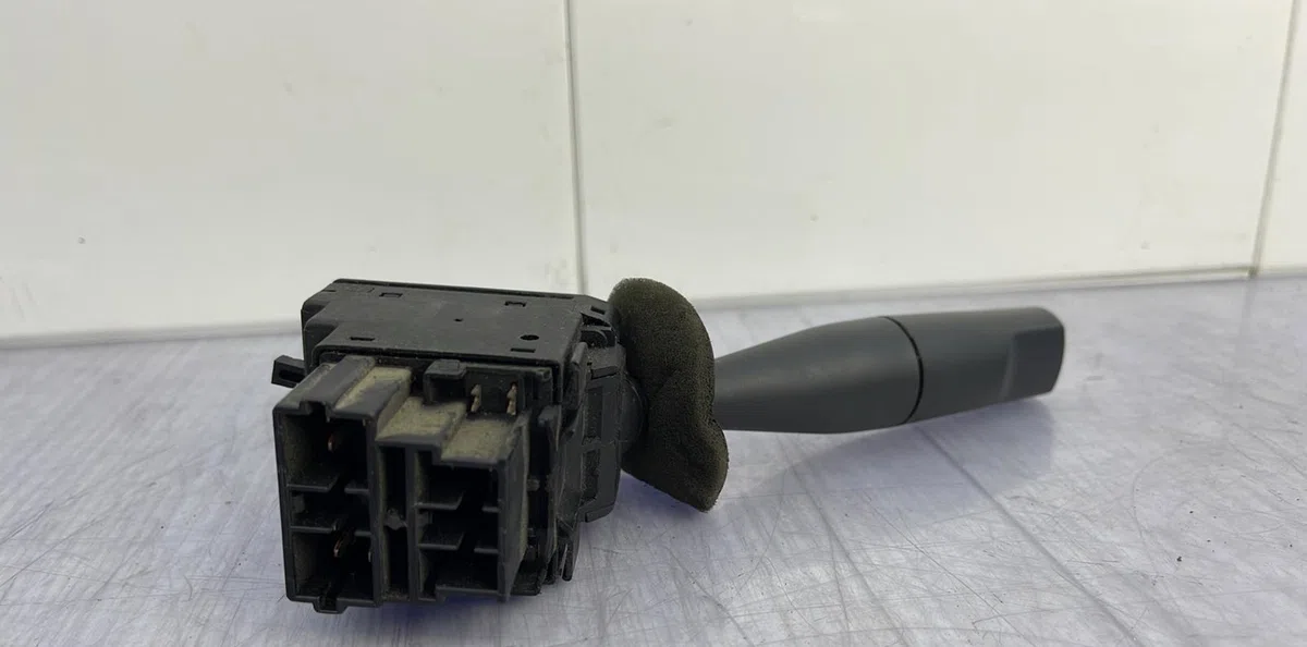 Commande clignotant CITROEN ZX PHASE 2 BREAK occasion — photo 2