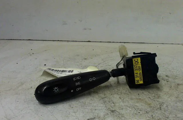 Commande clignotant DAEWOO MATIZ occasion — photo 4