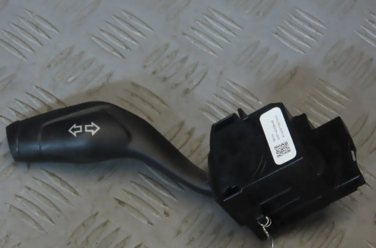 Commande clignotant FORD C-MAX 2011 occasion