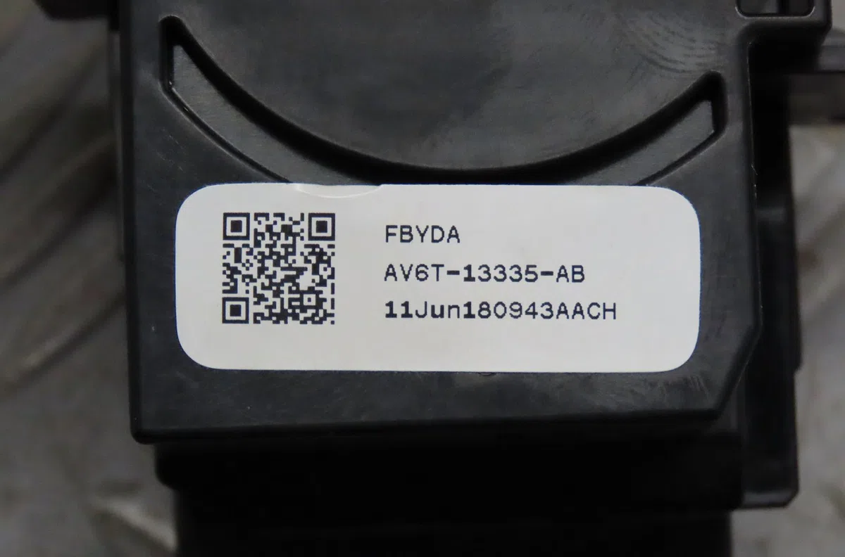 Commande clignotant Ford C-MAX II (DXA-CB7, DXA-CEU) 1.6 tdci (2010-2019) 5 portes occasion — photo 4