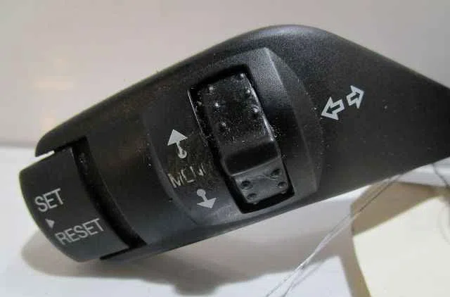 Commande clignotant FORD CMAX I occasion — photo 2