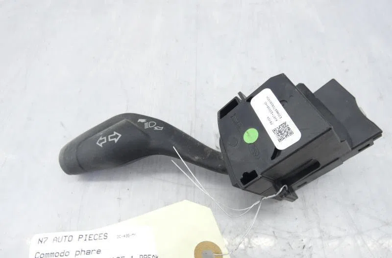 Commande clignotant FORD FOCUS 3 PHASE 1 BREAK occasion — photo 2