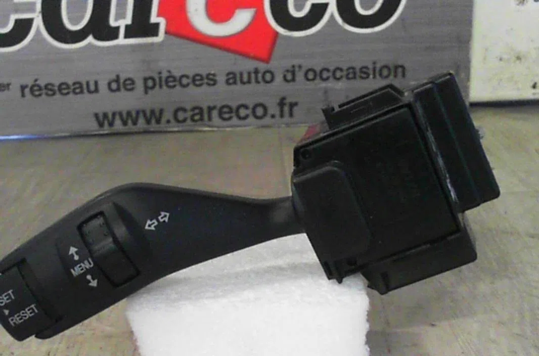 Commande clignotant Ford FOCUS C-MAX (DM2) 1.6 tdci (2003-2007) occasion — photo 2
