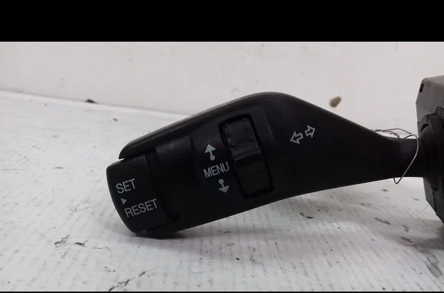 Commande clignotant Ford FOCUS II (DA_, HCP, DP) 1.8 tdci (2005-2012) occasion