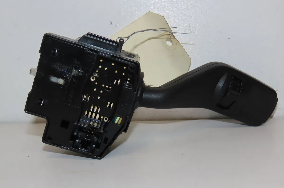 Commande clignotant Ford FOCUS II (DA_, HCP, DP) 1.8 tdci (2005-2012) occasion — photo 2
