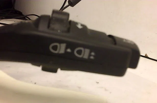 Commande clignotant FORD FOCUS occasion — photo 3