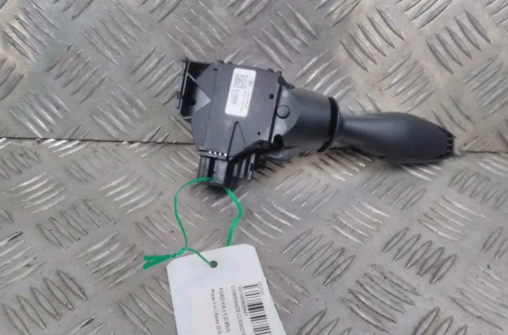 Commande clignotant Ford KA III (UK, FK) 1.2 ti-vct (2016) occasion — photo 2