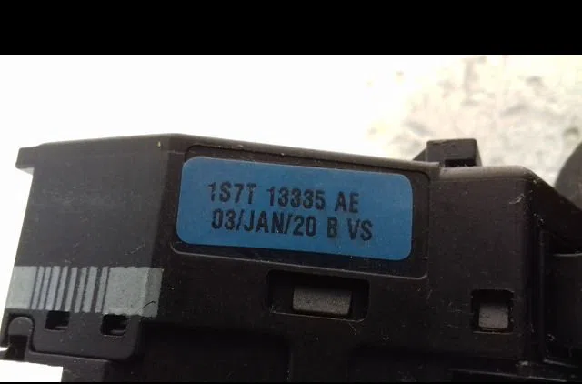 Commande clignotant Ford MONDEO III (B5Y) 1.8 16v (2000-2007) occasion — photo 3