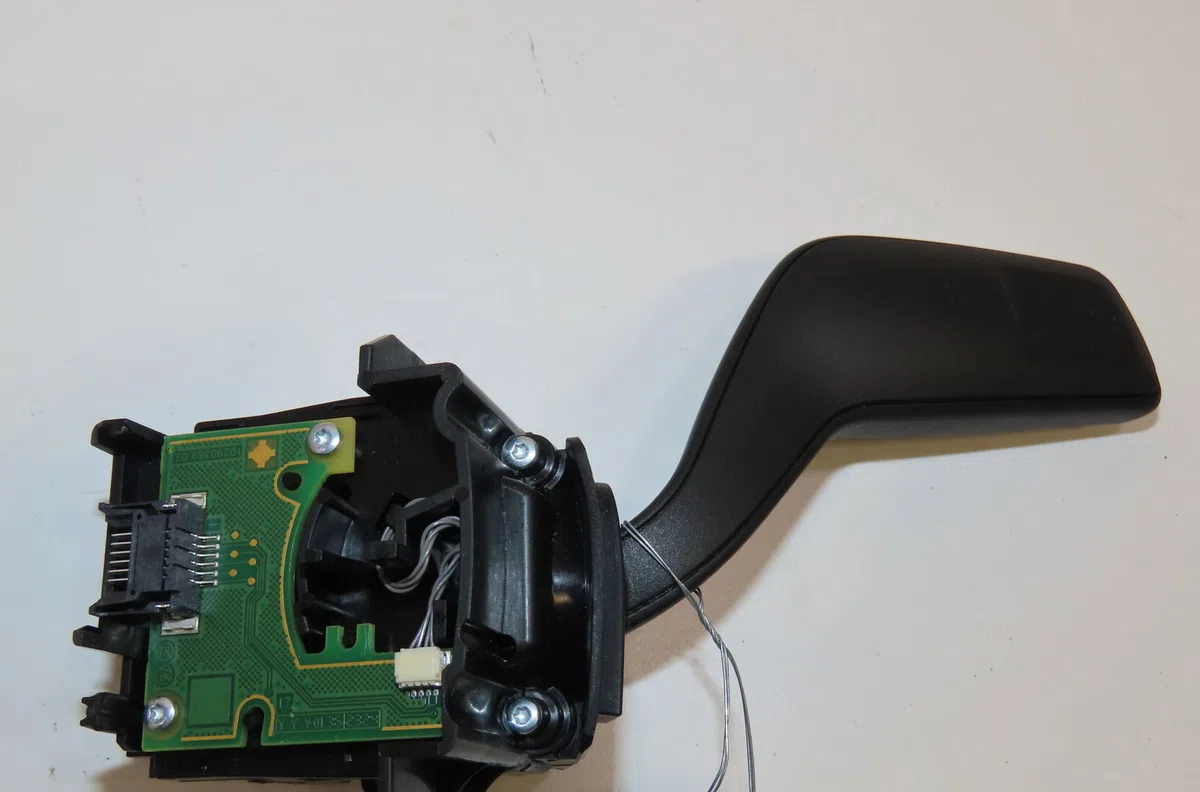 Commande clignotant Ford PUMA (J2K, CF7) 1.0 flexifuel (2021) occasion — photo 2