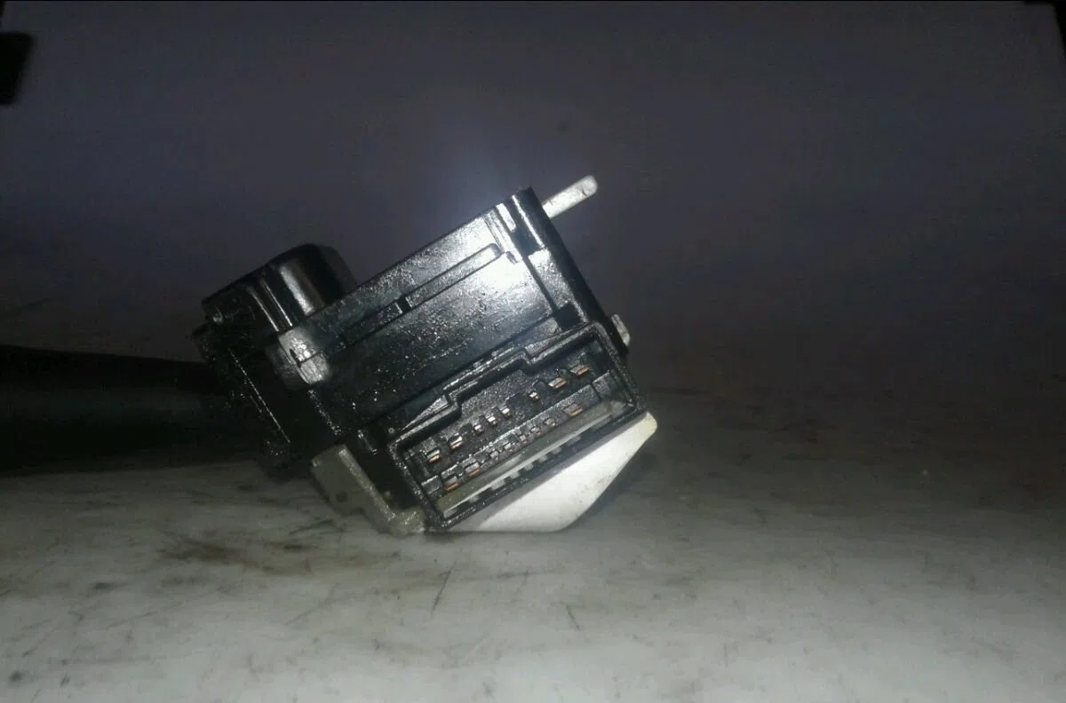 Commande clignotant HYUNDAI ELANTRA I 0 occasion — photo 2