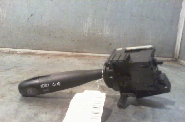 Commande clignotant HYUNDAI GETZ Phase 1 09-2002--11-2005 occasion — photo 4