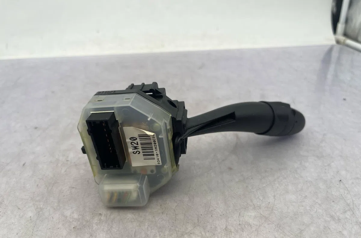 Commande clignotant KIA CEE-D 1 SPORT WAGON PHASE 1 BREAK occasion — photo 4