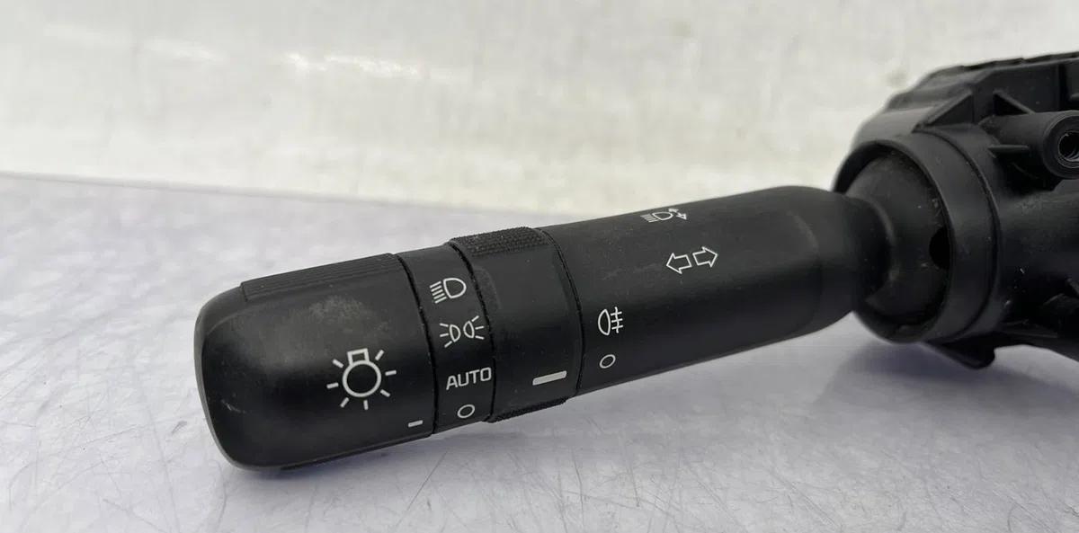 Commande clignotant KIA PICANTO 3 PHASE 1 occasion — photo 2
