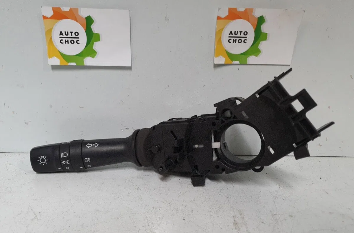 Commande clignotant KIA RIO 3 PHASE 1 occasion — photo 2