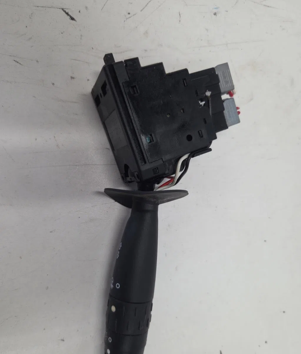 Commande clignotant LIGIER PROFESSIONAL PULSE 4 occasion — photo 2