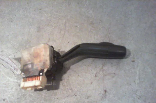 Commande clignotant MAZDA PREMACY Phase 1 07-1999--06-2005 occasion — photo 3