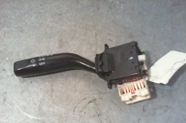 Commande clignotant MAZDA PREMACY Phase 1 07-1999--06-2005 occasion — photo 4