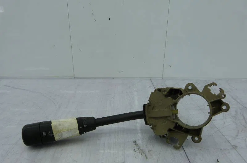 Commande clignotant MERCEDES CLASSE C 202 PHASE 2 BREAK occasion — photo 2