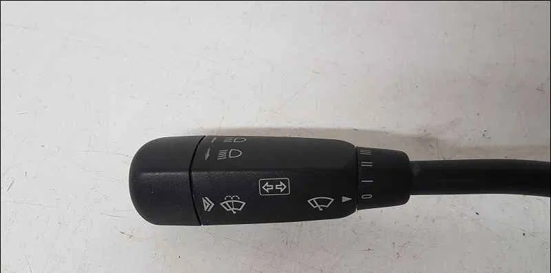 Commande clignotant MERCEDES CLASSE E II occasion — photo 2