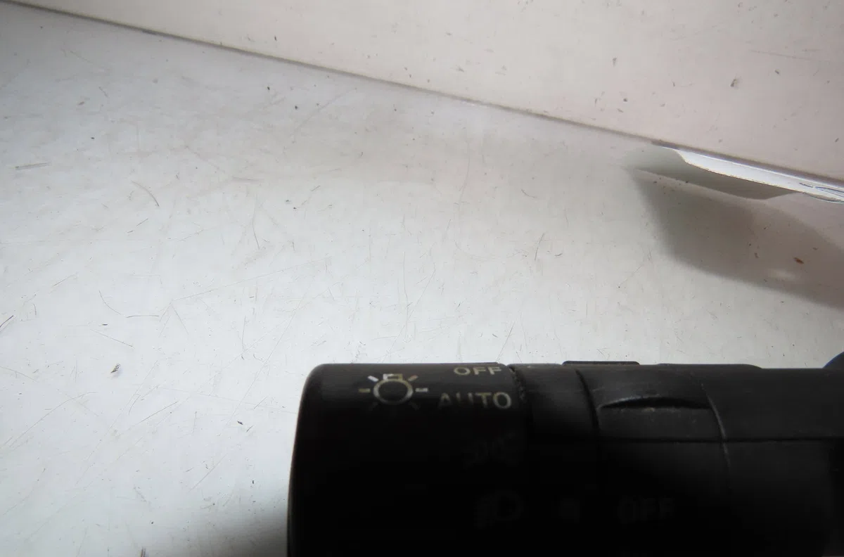 Commande clignotant Nissan QASHQAI - QASHQAI 2 I (J10, NJ10, JJ10E) 1.5 dci (2010-2013) 5 portes occasion — photo 2