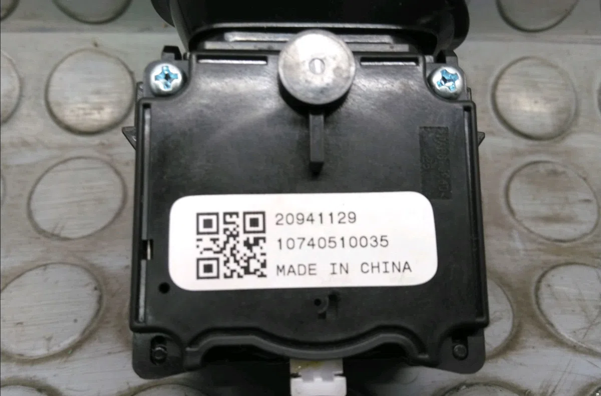 Commande clignotant Opel ASTRA J Sports Tourer (P10) 1.7 cdti (35) (2010-2015) occasion — photo 4