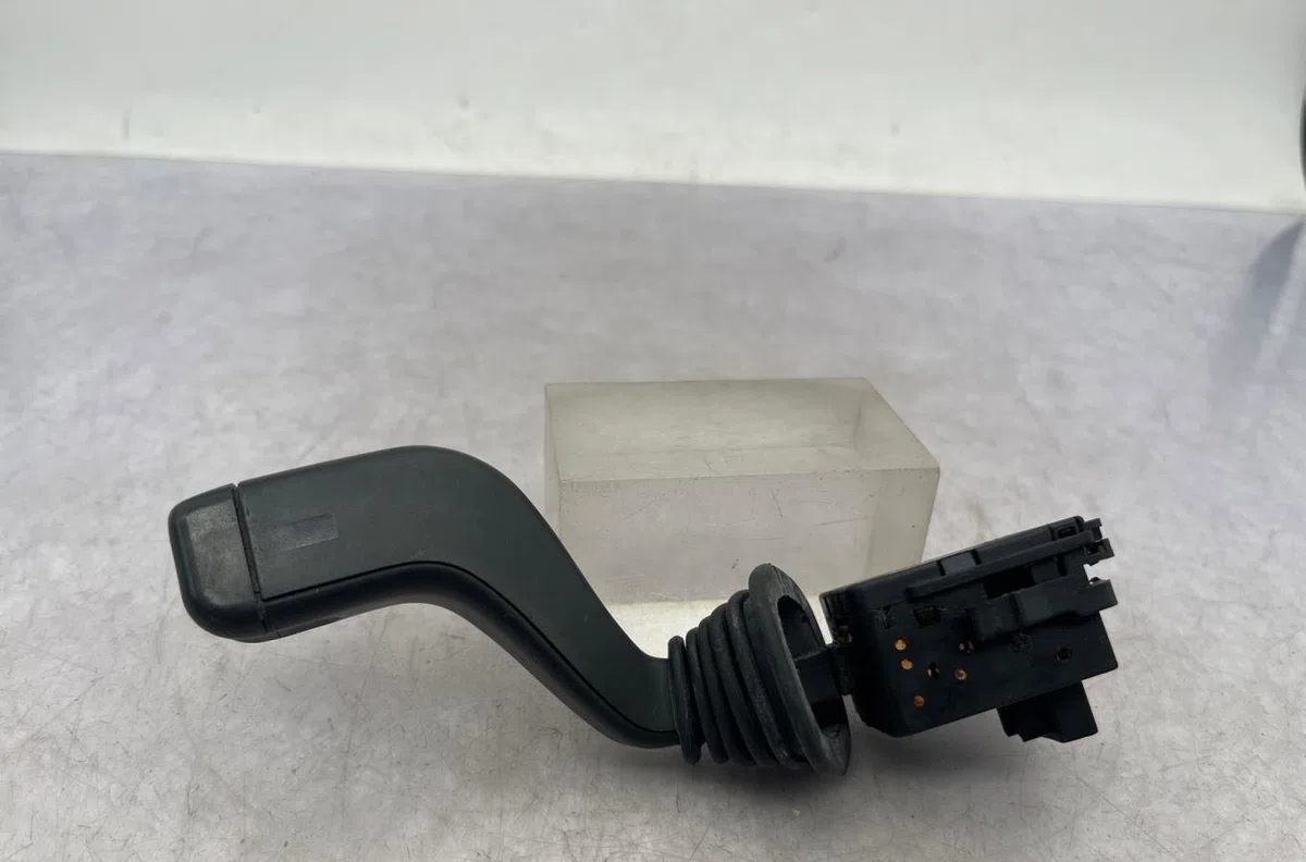 Commande clignotant OPEL CORSA C PHASE 2 occasion — photo 2