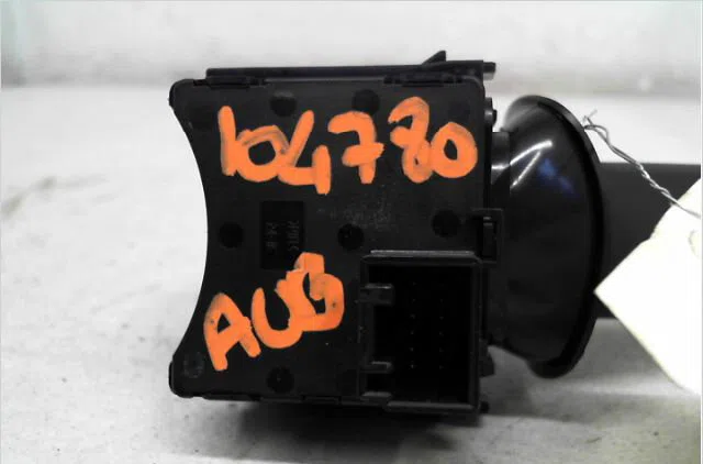 Commande clignotant Opel CORSA E (X15) 1.3 cdti (08, 68) (2014) occasion
