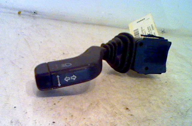 Commande clignotant OPEL CORSA II 1999 occasion — photo 2